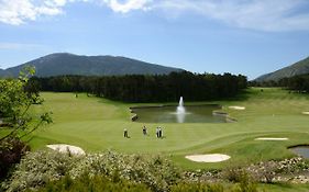 Château Et Golf De Taulane La Martre 4*